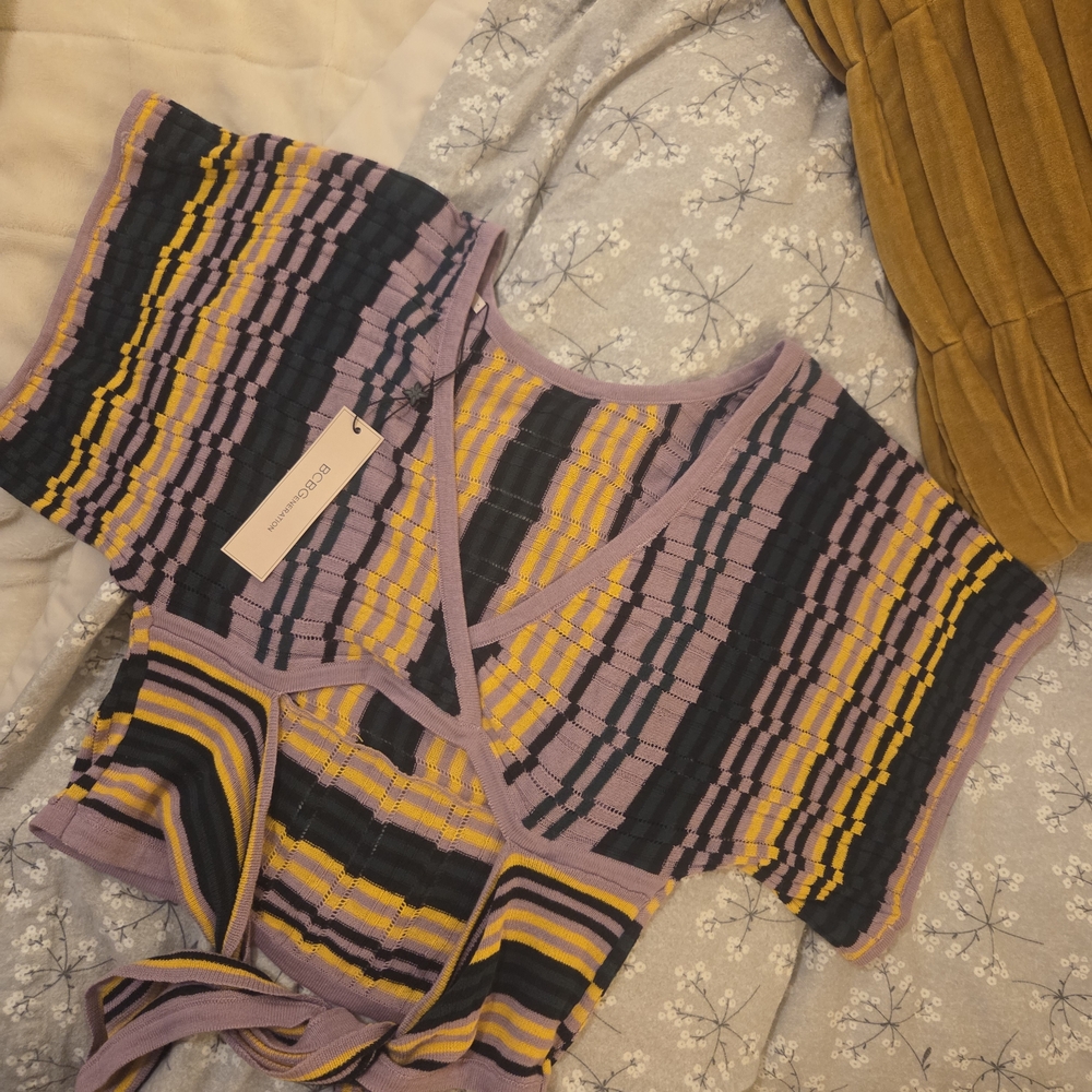 NWT Retro BCBGeneration Striped Knit Wrap Top in Lavender, Black & Mustard Wrap